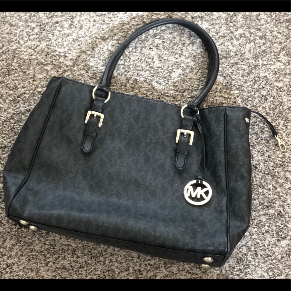 Michael Kors black leather bag